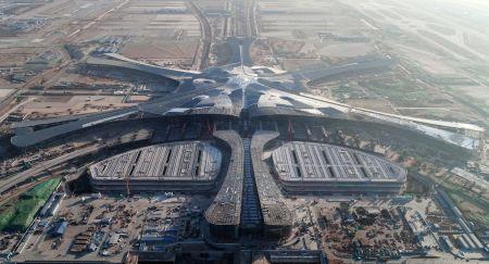 建设中的北京新机场。人民日报记者雷声摄